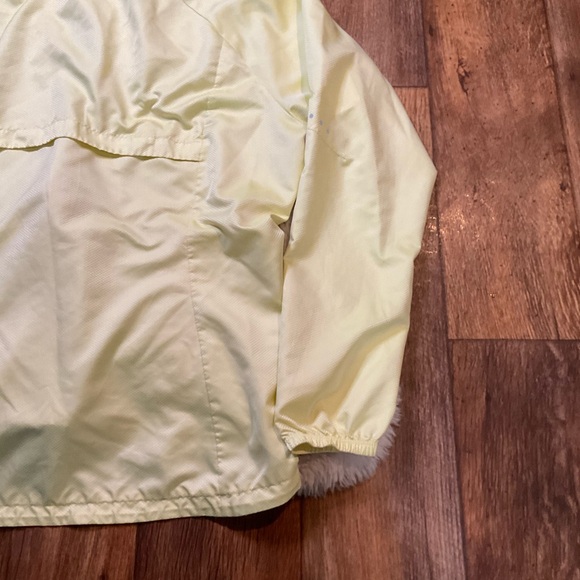 Nike Storm Fit Running Windbreaker Women’s XL Full Zip Yellow Lightweight - Picture 12 of 13